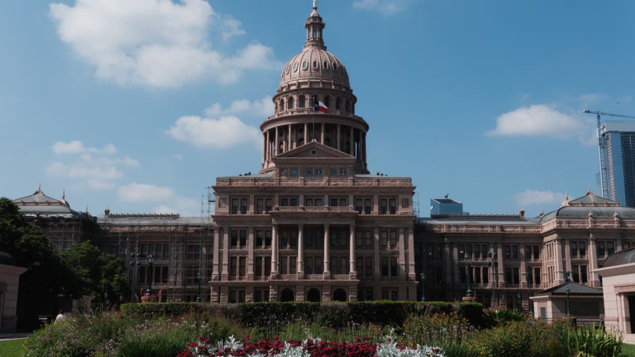 774 Texas Laws Going Into Effect On Sept. 1, Here's A Few; Some Bills ...