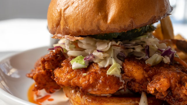 Foodies and Friends - HRW - Millie's Kitchen and Cocktails