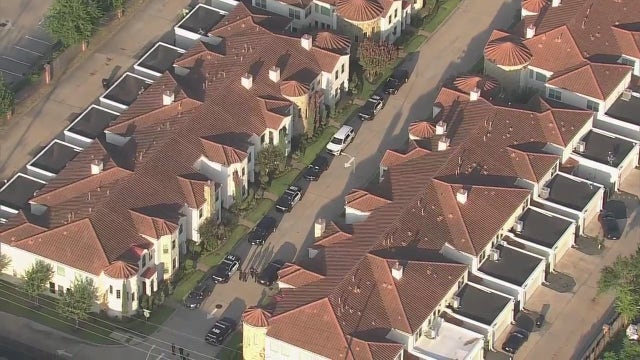 Houston crime: Father shoots wife, daughter, himself on Preston Cliff Court, police say