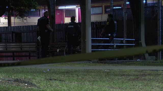 Houston man in wheelchair robbed, shot at park on Live Oak; search for suspect