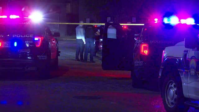 Houston shooting: 2 men found dead on Kings Gate Circle