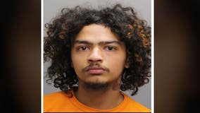 Harris County Popeyes employee arrested, accused of shooting at buyer during drug deal