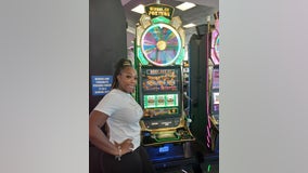 Texas woman wins big at Las Vegas airport