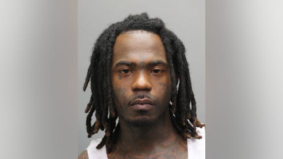 Houston crime: Person of interest sought in mother's fatal shooting with child aboard