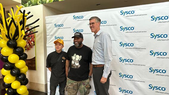 Trill Burgers, Sysco celebrated Trill Burger Day, National Cheeseburger Day with pop-up