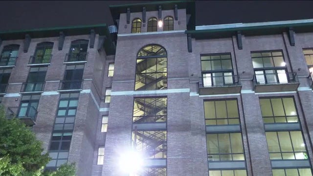 Texas state trooper shoots neighbor through the door after he came to the wrong apartment