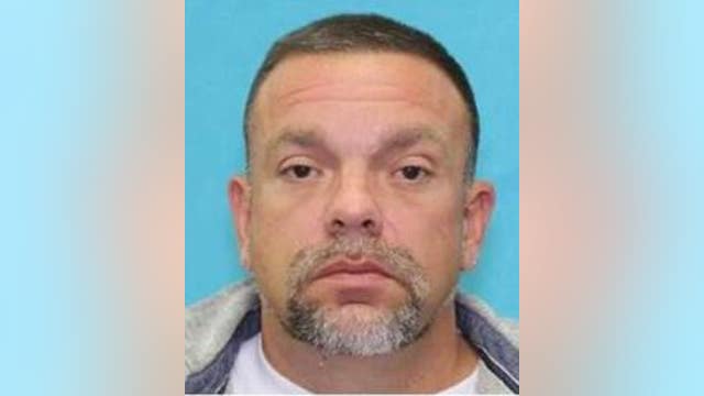 Waller County crime: Man wanted for arson in father's mobile home fire