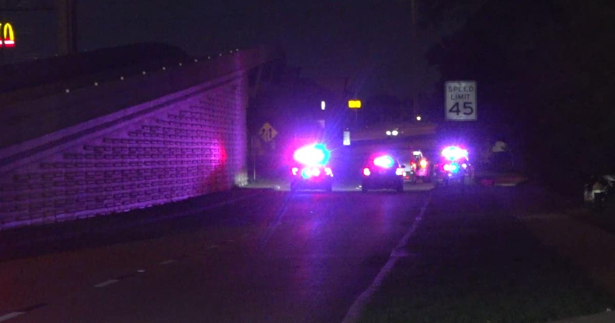 Houston police finds a person dead on the side of North Loop West ...
