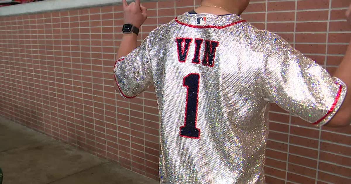 トップス 24karats RHINESTONE VELOUR JERSEY SET-UP RHINESTONE VELOUR JERSEY SET-UP | OUTER | 24karats OFFICIAL ONLINE