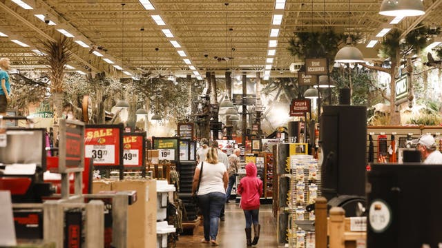 Seasonal jobs: Bass Pro Shops, Cabela’s hiring thousands of workers for holidays