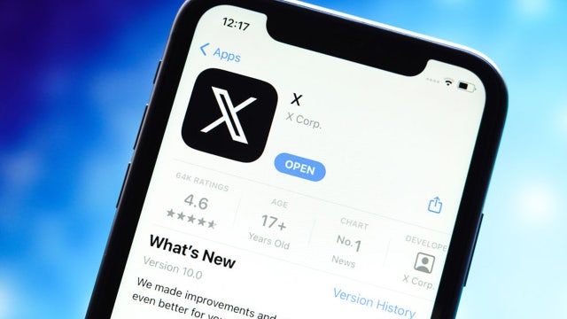 Is X down? Several users report issues Saturday morning