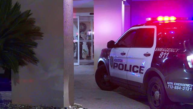 Houston hotel shooting: Front desk clerk injured during robbery