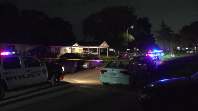 Houston shooting: Teen shot outside house party on Brenford