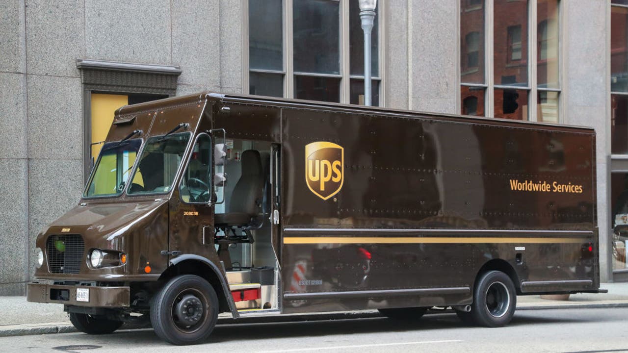 UPS hiring event in Houston UPS Brown Friday for seasonal worker jobs