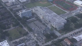 Houston ISD Lamar High School lockdown lifted after bomb threat investigation