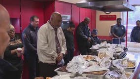 Donor gives Thanksgiving feast to Houston firefighters and their families, hopes to inspire others