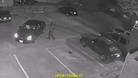 Houston robbery video: 2 robbed during food delivery; suspects wanted