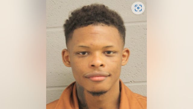 Harris County Crime: Man accused of assaulting deputy, pretrial staff member