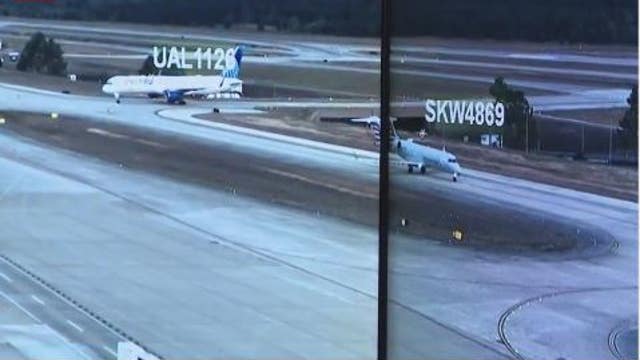 Inside United Airlines operations on one of the busiest travel days of the year