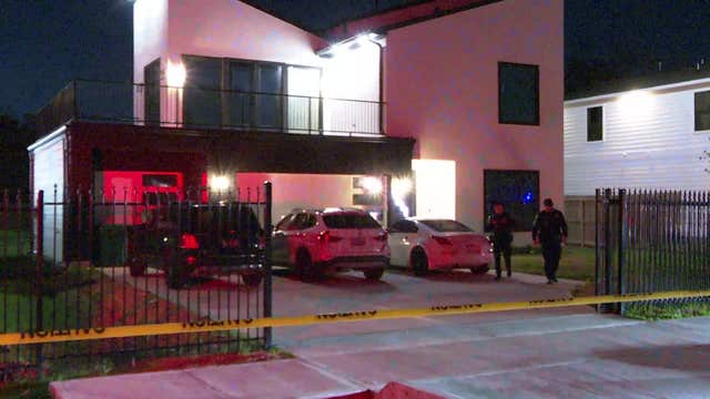 Houston mother stabbed to death; husband Michael Simpson charged with murder