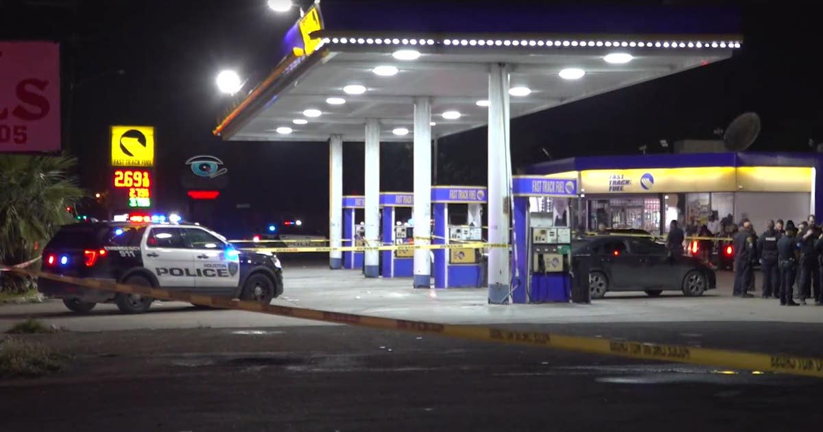 1 dead, 3 injured after argument at Legends Lounge leads to gas station ...