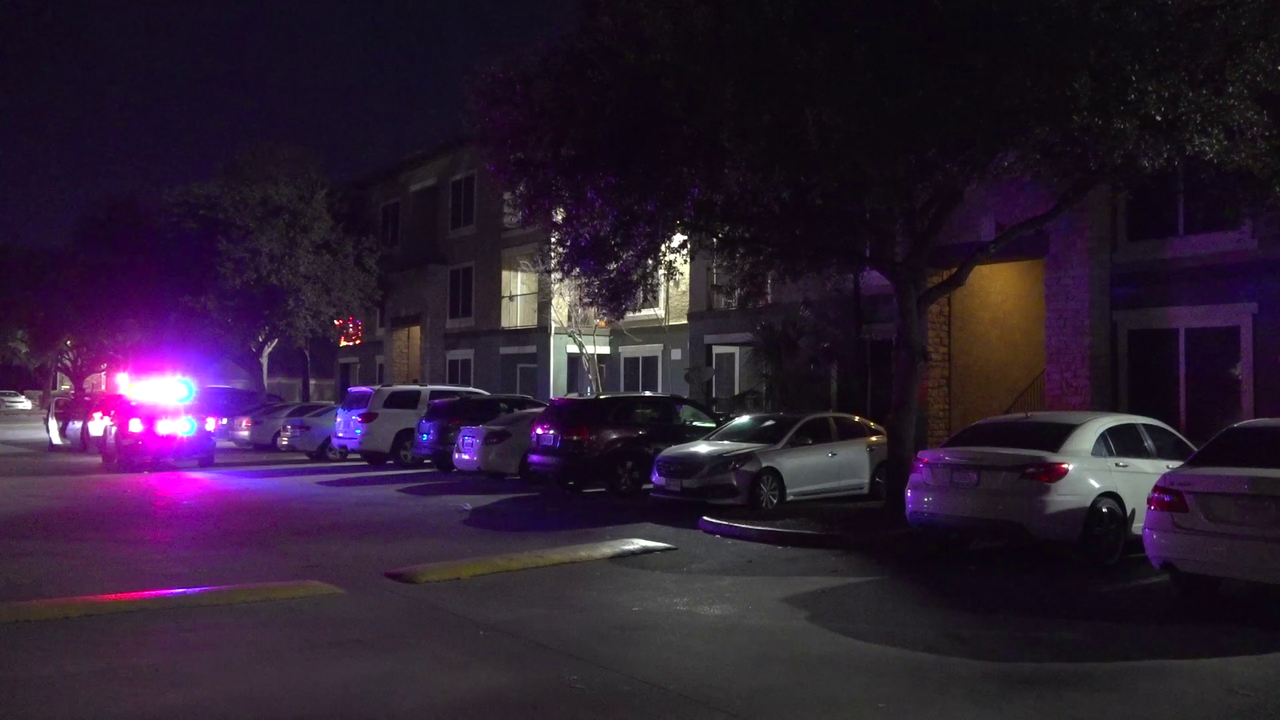 Houston Crime: Man Shot While Walking With Group In Apartment Complex ...