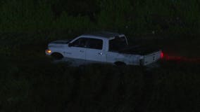 Houston police chase suspect drives into bayou at Homestead, I-610