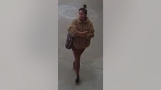 Houston crime: Suspect sought, accused of stabbing total stranger for no reason