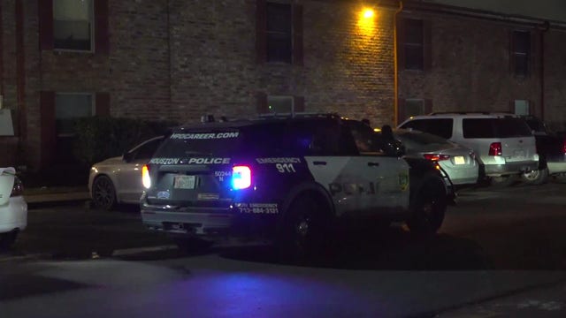 Houston shooting: Teen shot in the face, taken to hospital