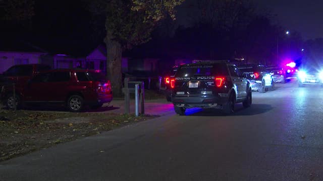 Houston shooting: 3 teen boys shot in car on Spaulding
