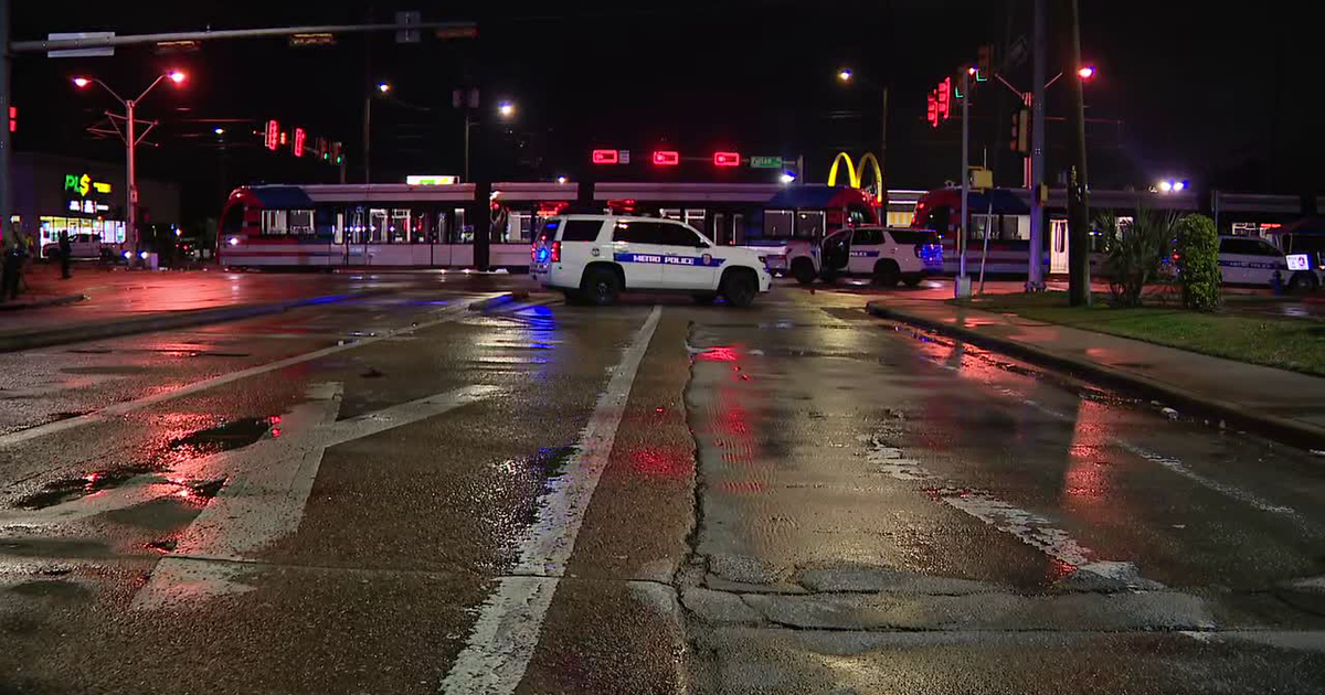 Red Factor Railing Houston METRO crash: One killed in crash involving METRO Rail | FOX 26 ...