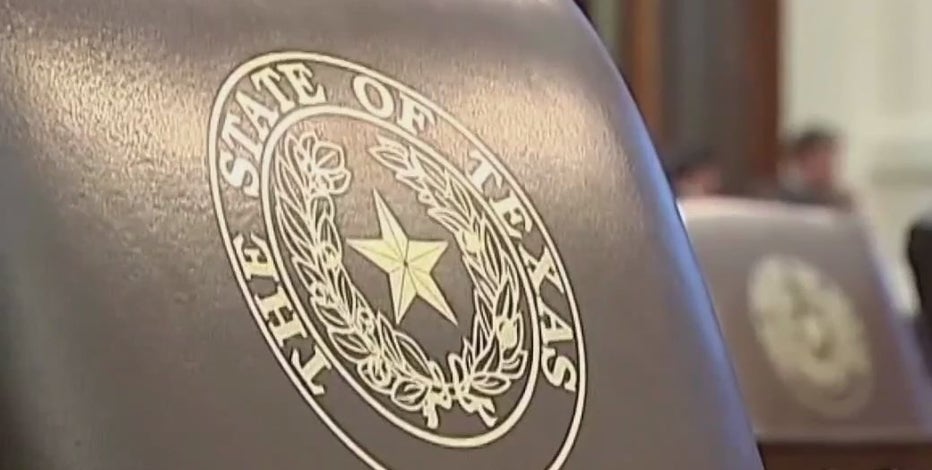 Abbott issues ultimatum as Texas Democrats break quorum in redistricting fight