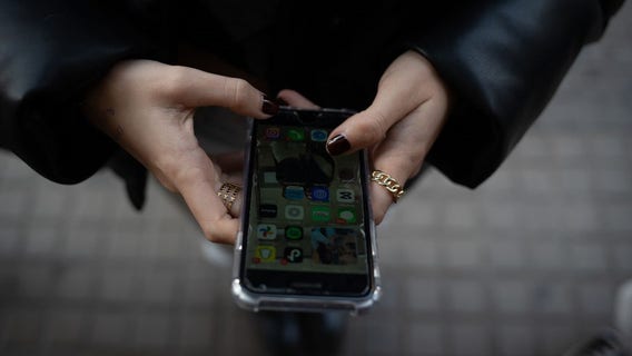 AT&T outage: Harris County 911 not impacted; what to do if you can’t call