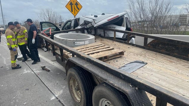 Harris County Pct. 4 constable deputy injured in crash on Sam Houston Tollway