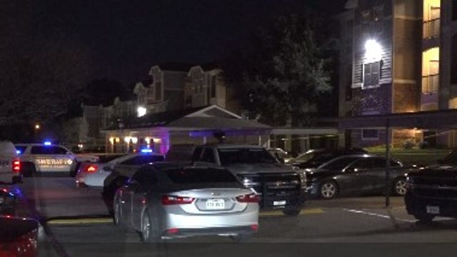 Man found dead in north Houston apartment with gunshot wounds