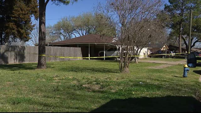 Houston Crime: Man dies with family still inside home after 3 men break into home in Southwest Houston