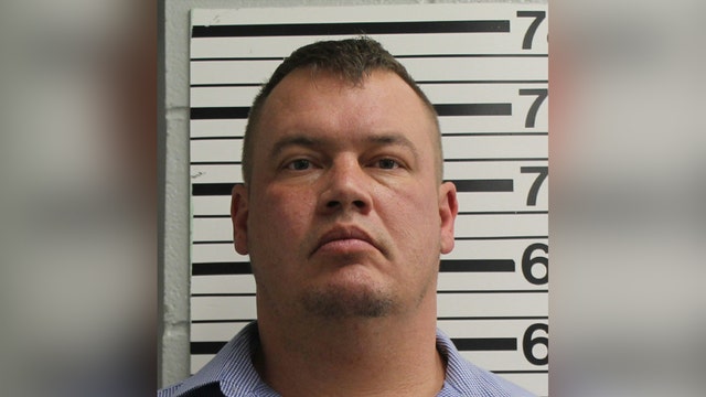 Houston firefighter arrested for allegedly driving intoxicated, assaulting officer