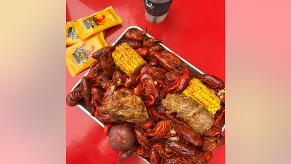 Crawfish prices at Lotus Seafood drop to $9/lb