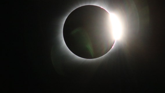 2024 Eclipse frenzy: Last minute hacks to see the spectacle without spending a fortune