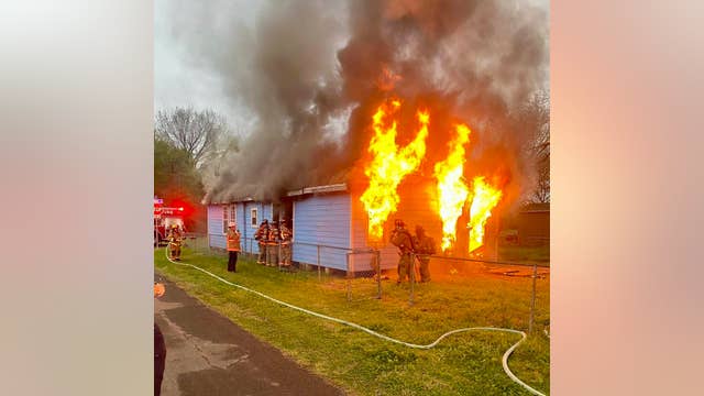 Baytown home fire kills 1 person on Travis Street, officials investigate