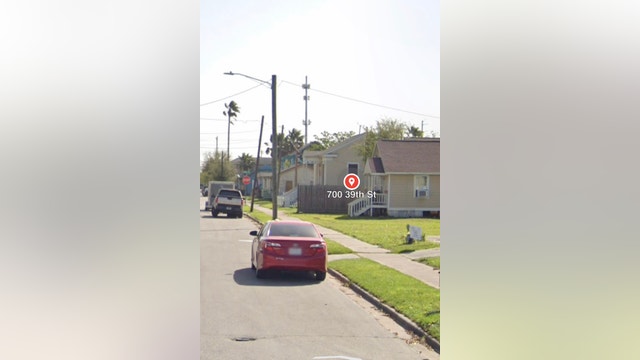 Galveston house fire: Mother dies in suspected arson, three others rescued