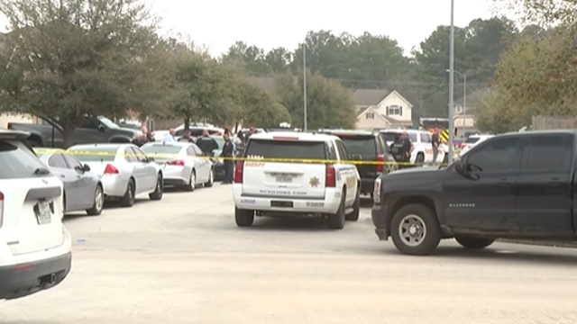 Man carrying Uzi-style gun shot, killed by Harris County deputies