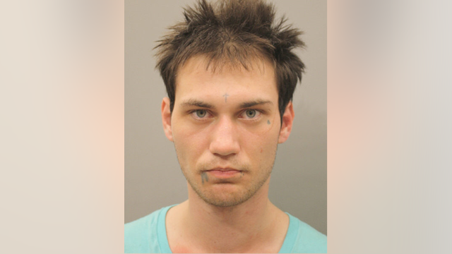 Houston crime: Man charged after allegedly stabbing his sister, another woman over the weekend