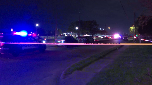 Houston shooting: Woman killed in evening shooting in SE Houston, search continues for suspect
