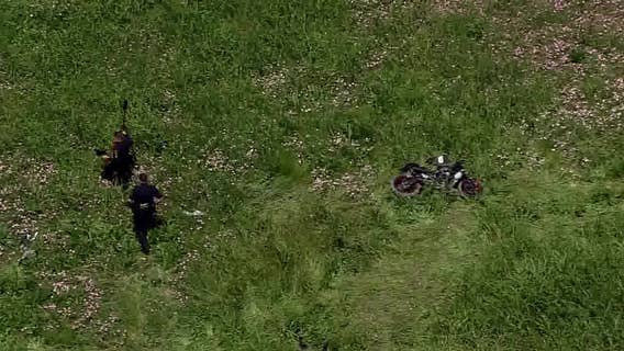 Houston motorcycle crash leaves 1 dead near Meadow Street