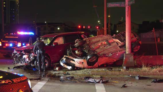 Houston crash at Chartres, McGowen leaves 2 hospitalized