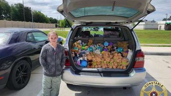 Heartwarming Act: 11-year-old donates stuffed animals to local Constable's Office