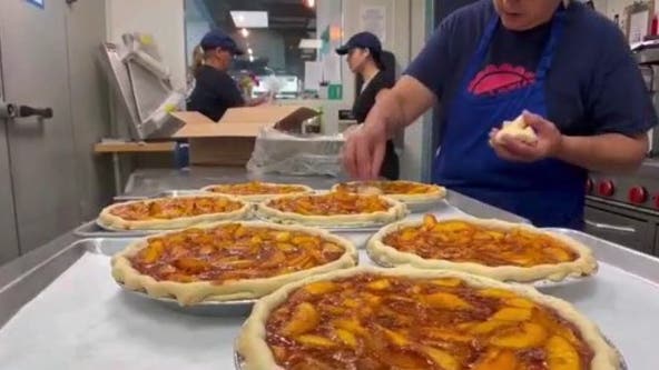 Katy pie shop back in business after community rallies to cover rent during financial struggles