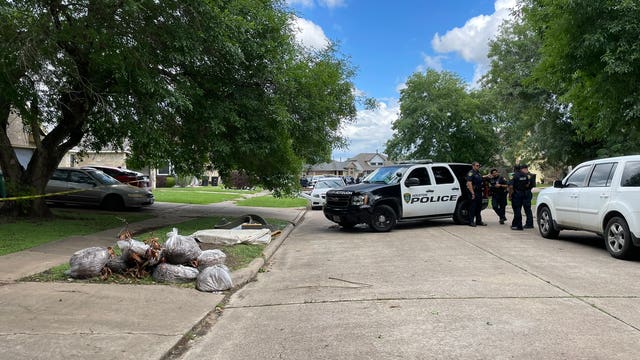 Houston shooting: Teen found dead in backyard, police investigating