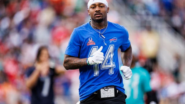 Buffalo Bills trade Stefon Diggs to Houston Texans